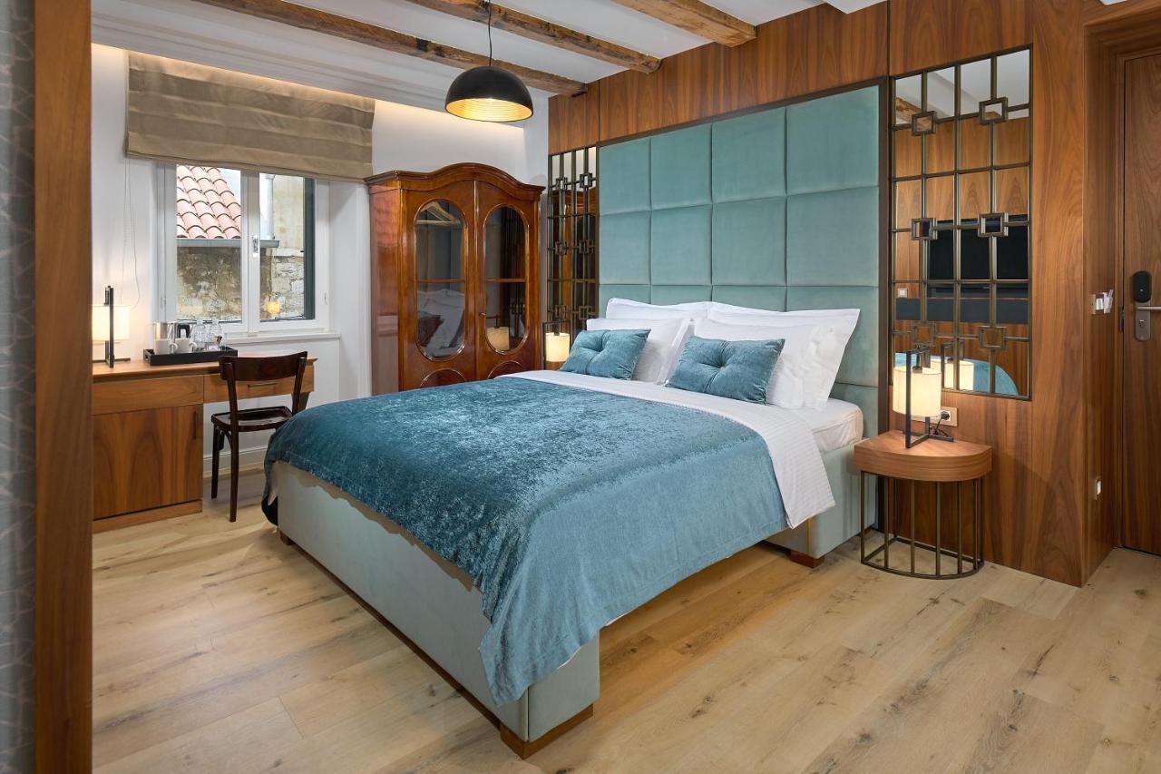 Couette-café Geremia Luxury *